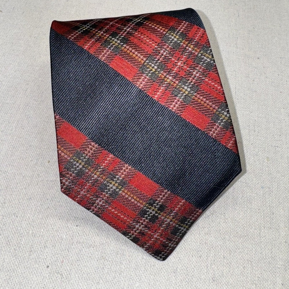 Tommy Hilfiger Silk Tie Mens OS Red Navy Plaid Striped Preppy Academic Tartan